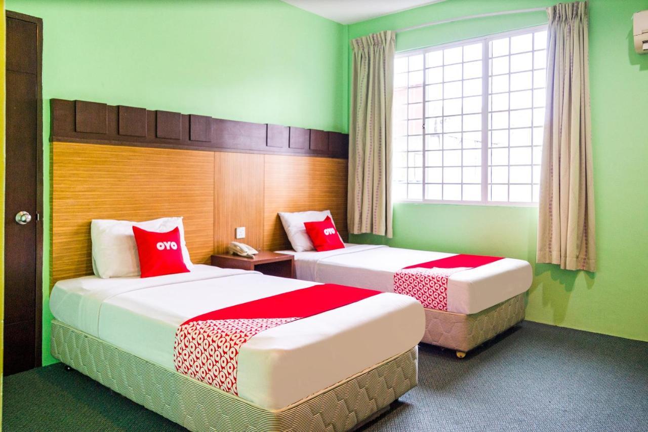 Oyo 89408 Royal Hotel Keningau Bagian luar foto