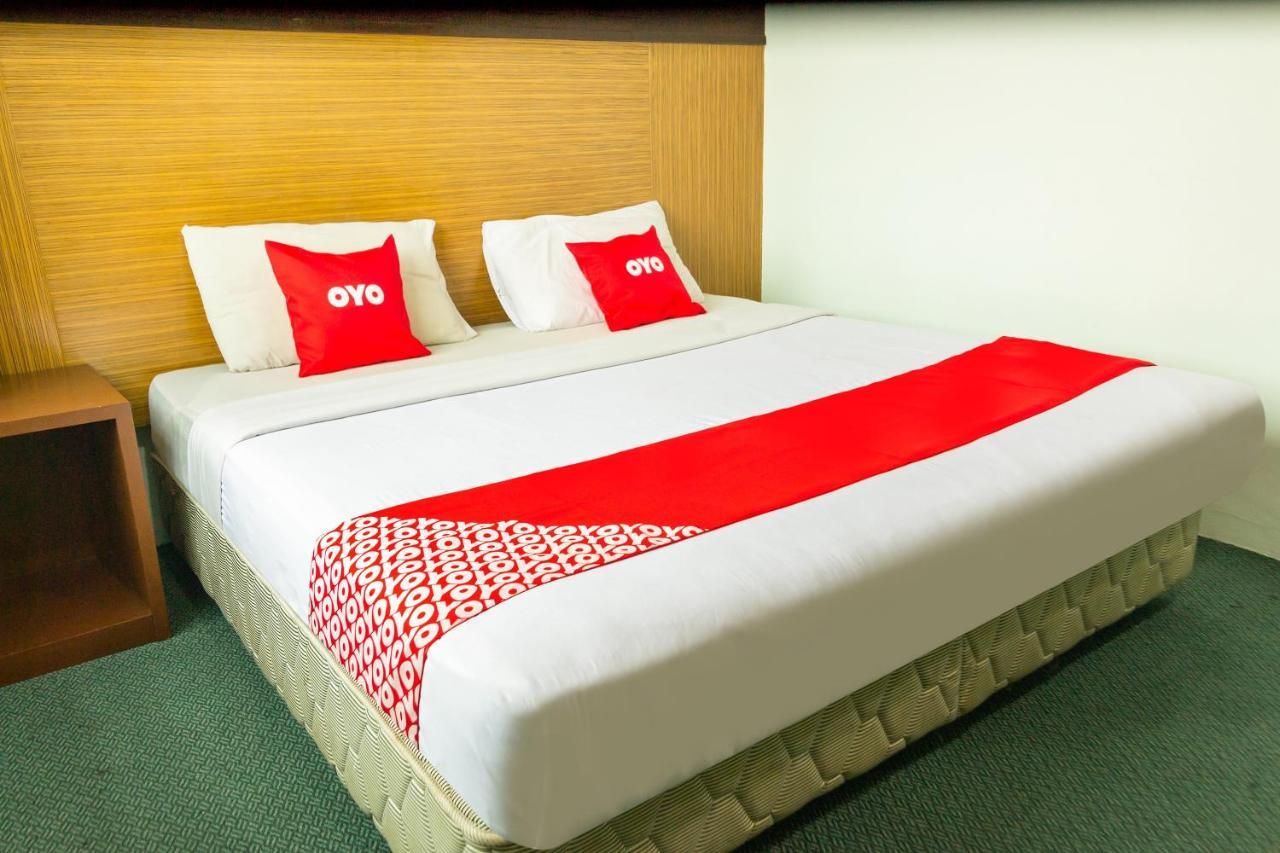 Oyo 89408 Royal Hotel Keningau Bagian luar foto