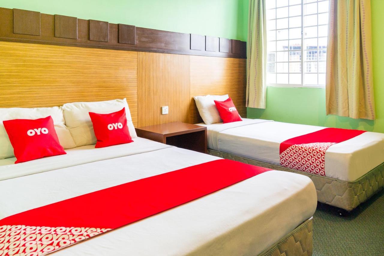 Oyo 89408 Royal Hotel Keningau Bagian luar foto