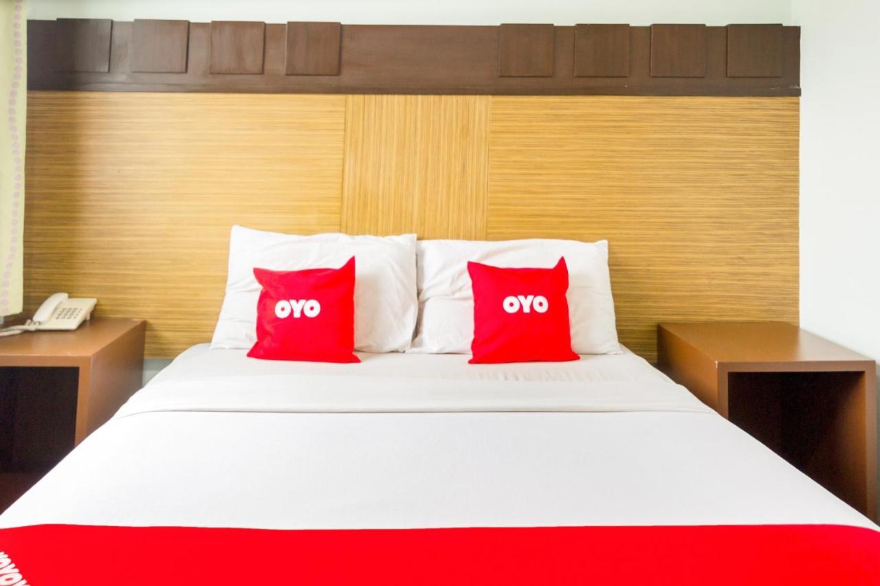 Oyo 89408 Royal Hotel Keningau Bagian luar foto