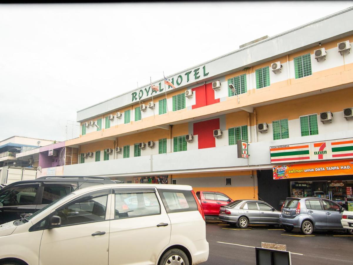 Oyo 89408 Royal Hotel Keningau Bagian luar foto